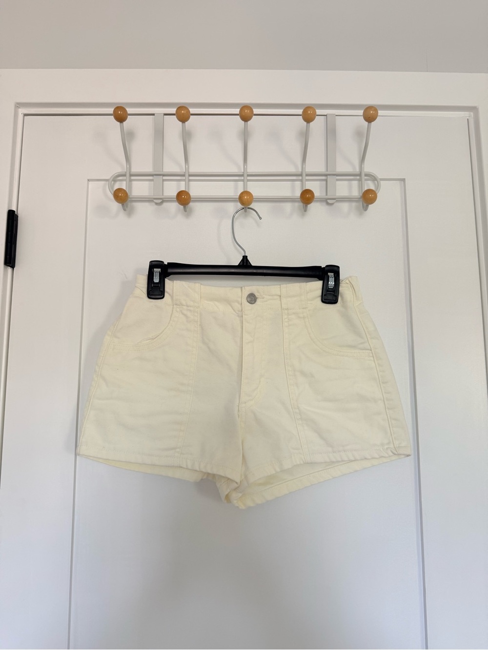 Forever 21 High-Rise Cream Women's Shorts Cotton